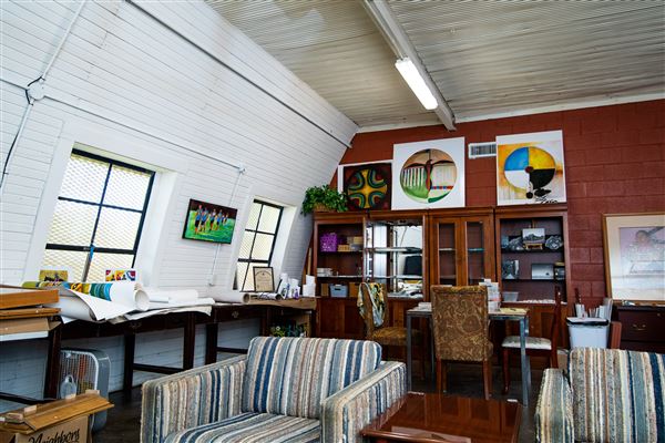 The Iron Horse Gallery and Gifts (6/18/2019 - Credits: Hannah Hix - Hix Images)
