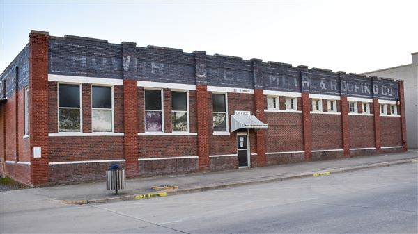 Ada Paper Company (10/21/2021 - Credits: Tina Davis)