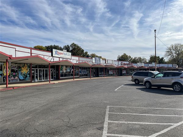 Lakeland Shopping Center (11/1/2024 - Credits: Bryce Marshall)