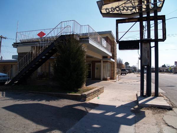 Kickapoo Motel (2/6/2009)