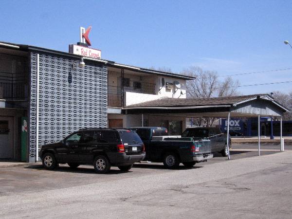 Red Carpet Motel (2/11/2009)