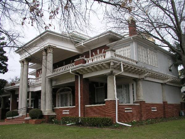 Hefner Mansion (6/4/2009)