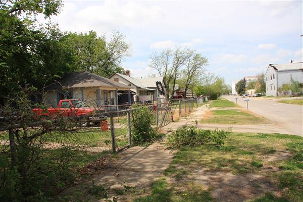 3rd & McKinley (4/15/2010)