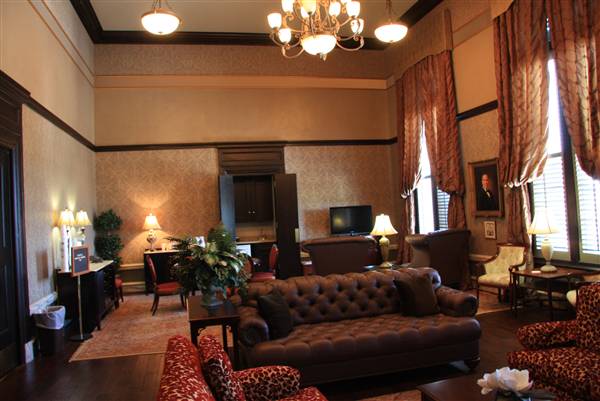 Capitol House Lounge (5/7/2010)