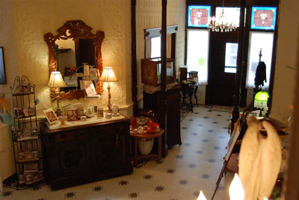 Belvidere Mansion Tea Room (7/24/2014 - Credits: Oklahoma Tourism - TravelOK)