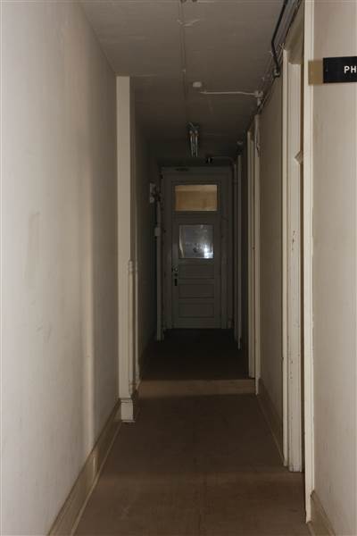 Vacant Offices - Woodward (12/10/2014 - Credits: Yousef Kazemi)