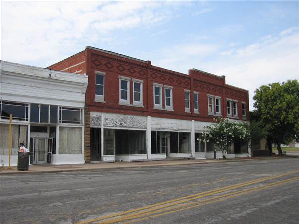 Downtown Bartlesville (3/19/2015 - Credits: FlickR)