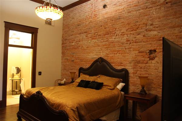 Pollard Inn Bed & Breakfast (7/10/2017 - Credits: Meredith Funkhouser (intern))