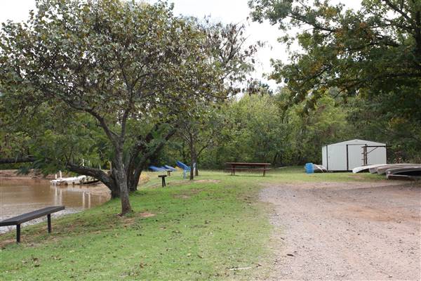 Camp DaKaNi (10/20/2017 - Credits: Christa Whetstone (intern))