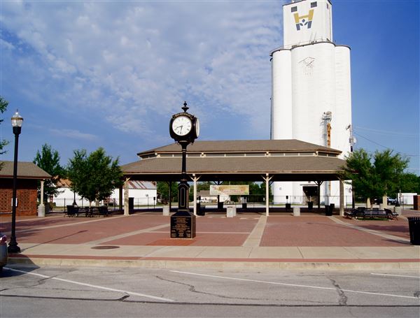 Downtown Broken Arrow (7/12/2018 - Credits: Rose District (Flickr))