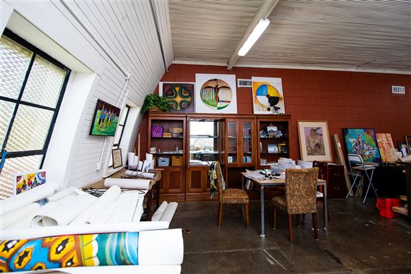 The Iron Horse Gallery and Gifts (6/18/2019 - Credits: Hannah Hix - Hix Images)