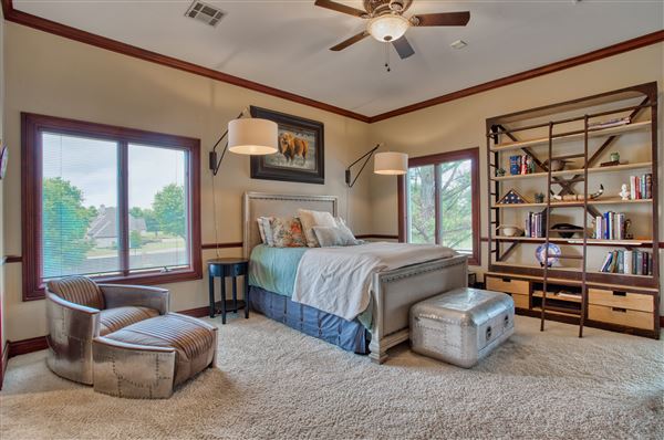 South Tulsa - Broken Arrow Mansion (5/19/2021 - Credits: Kemp Aerial Imagery, LLC)