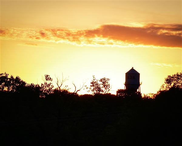 Ada Water Tower (10/22/2021 - Credits: Tina Davis)