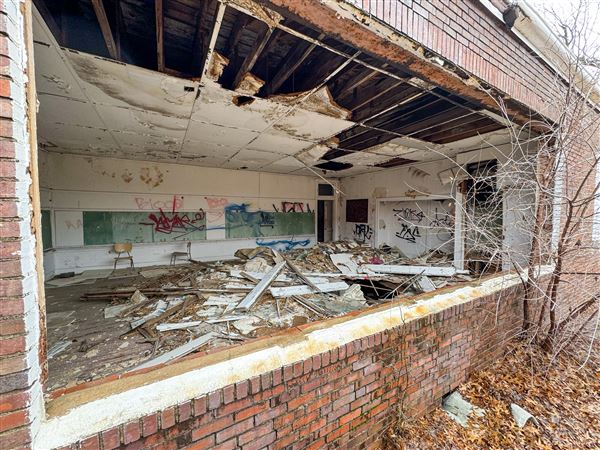 Wheatley Elementary School - Abandoned (12/27/2024 - Credits: Bryce Marshall)
