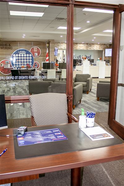 First United Bank/Main (10/1/2025 - Credits: Dathan Smith)