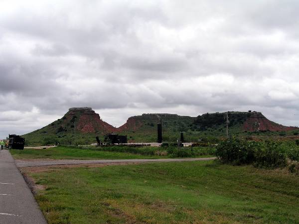 Gloss Mountains (2/5/2009)