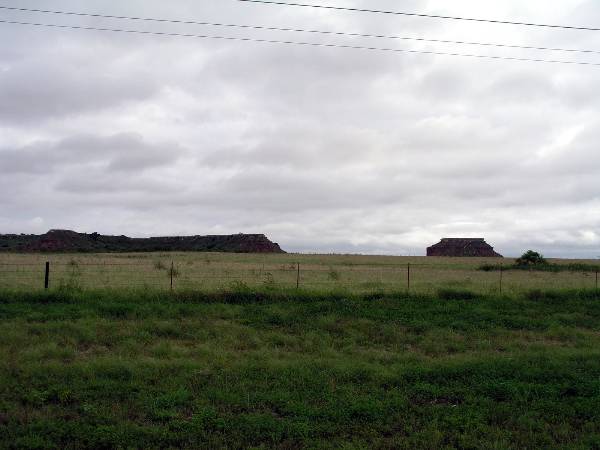 Gloss Mountains (2/5/2009)