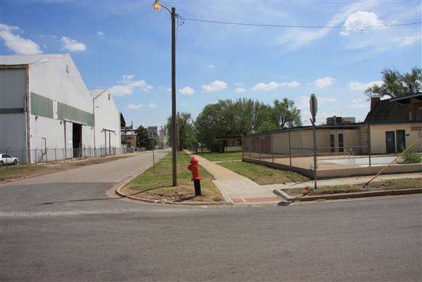 3rd & McKinley (4/15/2010)