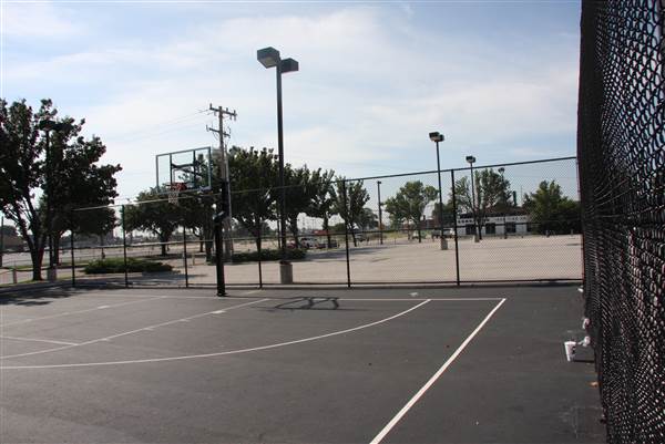 Basketball Court - Downtown Oklahoma City Community Basketball Court (8/1/2013)
