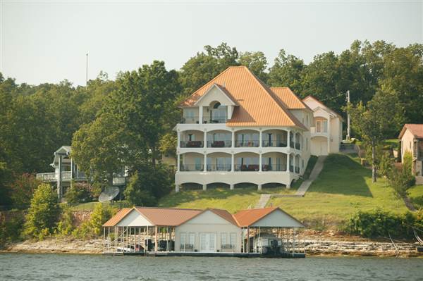 Grand Lake (3/12/2014 - Credits: Oklahoma Tourism - TravelOK)