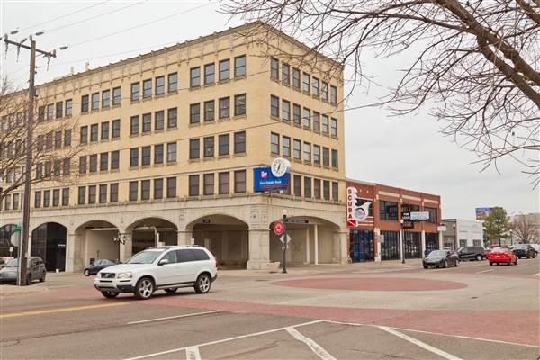 Automobile Alley (OKC) (3/13/2015 - Credits: Layne Inselman)