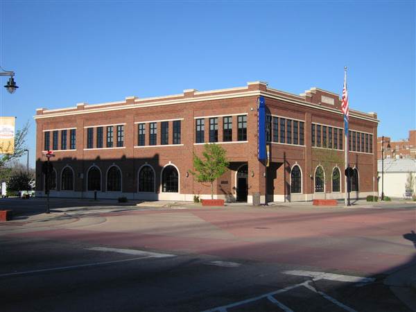 Downtown Bartlesville (3/19/2015 - Credits: FlickR)