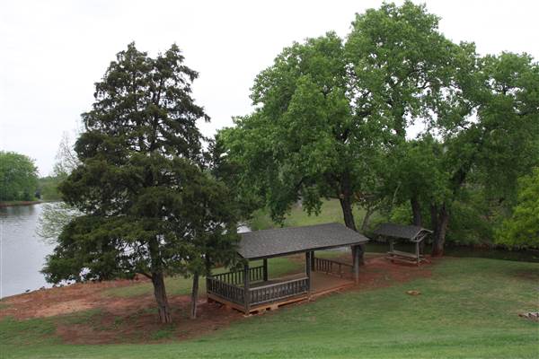 Twin Lakes Neighborhood (4/24/2015 - Credits: Yousef Kazemi)