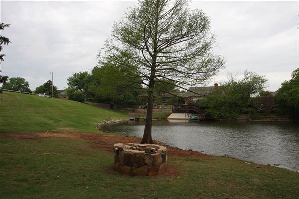 Twin Lakes Neighborhood (4/24/2015 - Credits: Yousef Kazemi)