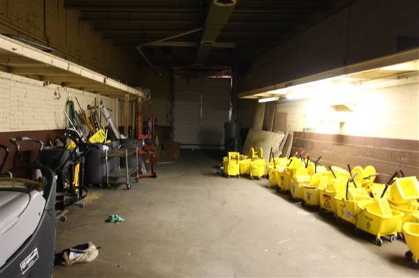 Oklahoma Flower Shop (Warehouse Space) - Storage/Loading Area 3 (8/19/2016 - Credits: Yousef Kazemi)