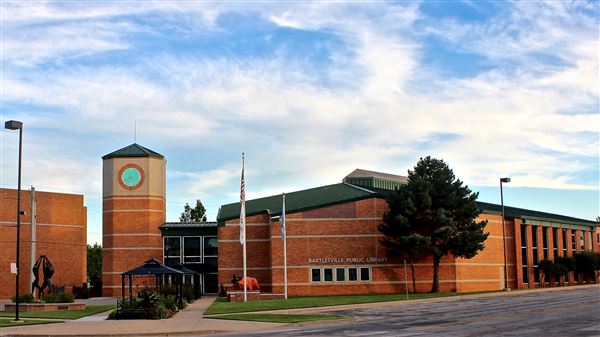 Bartlesville Library (11/22/2017 - Credits: SK Melton)