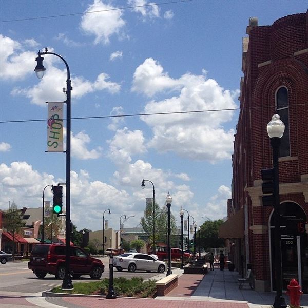 Downtown Broken Arrow (7/12/2018 - Credits: Rose District (Flickr))