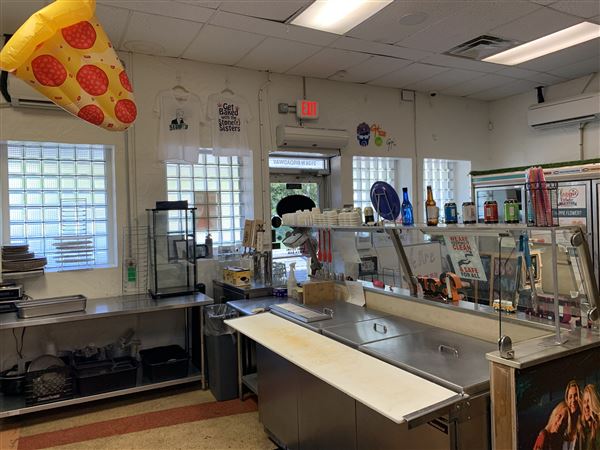 Stone Sisters Pizza (8/17/2020 - Credits: Yousef Kazemi)