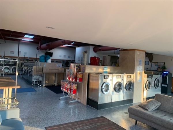 The Laundry Barn (8/5/2024 - Credits: Jordan Perry)
