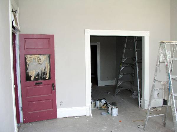 Upstairs Apartment 208 (2/2/2009)