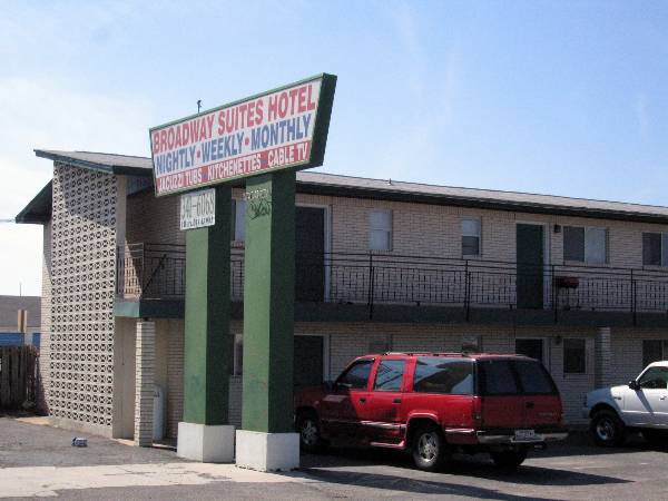 Broadway Suites (2/3/2009)