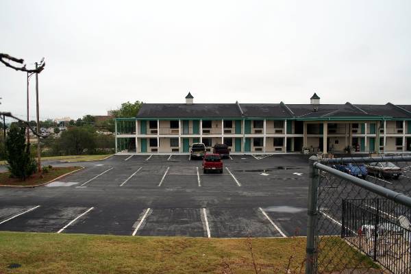 Garden Inn and Suites (2/5/2009)