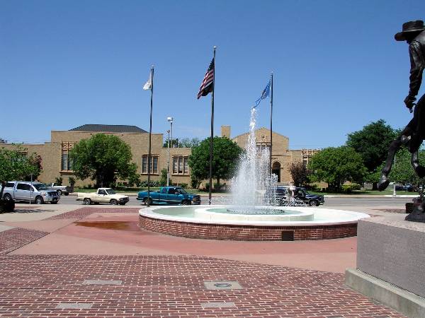 Ponca City - City Hall - Centennial Plaza (2/9/2009)