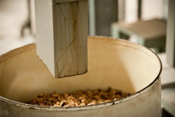 Valley View Pecan Company (4/16/2014 - Credits: Oklahoma Tourism - TravelOK)