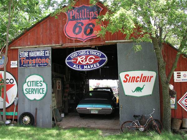 Muscle Car Ranch (7/18/2014 - Credits: Oklahoma Tourism - TravelOK)
