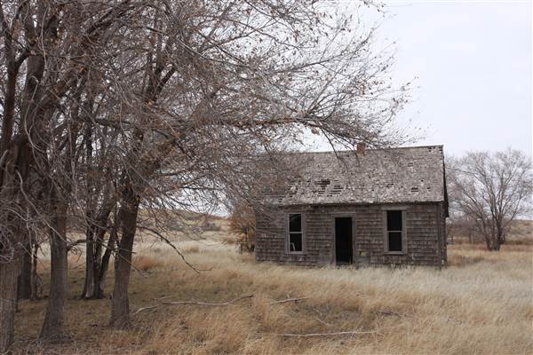Old Barn and Farmhouse - EW 32 (12/10/2014 - Credits: Yousef Kazemi)