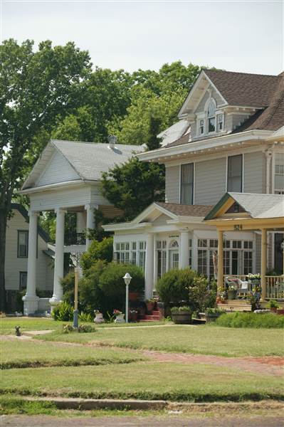 Guthrie Wooden Homes (1/23/2015 - Credits: Ackerman McQueen - 2006)