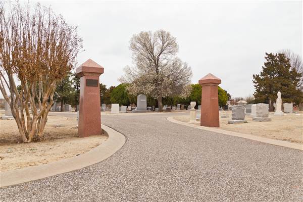 Fairlawn Cemetery (3/13/2015 - Credits: Layne Inselman)