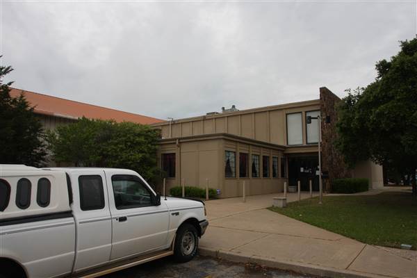 Woodlake Complex (4/24/2015 - Credits: Yousef Kazemi)