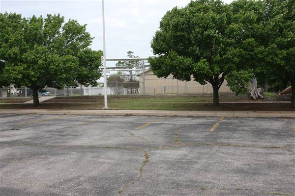 Woodlake Complex (4/24/2015 - Credits: Yousef Kazemi)