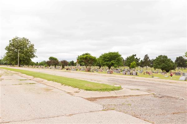 Summit View Cemetery (6/2/2015 - Credits: Layne Inselman)