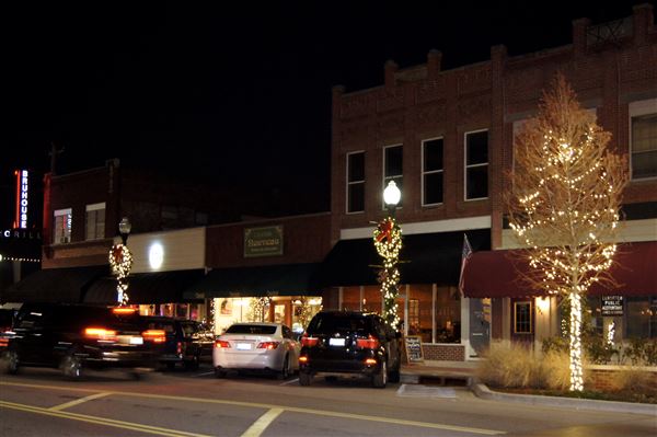 Downtown Broken Arrow (7/12/2018 - Credits: Rose District (Flickr))