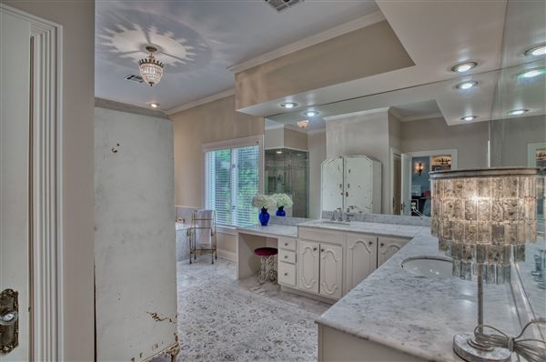 South Tulsa - Broken Arrow Mansion (5/19/2021 - Credits: Kemp Aerial Imagery, LLC)