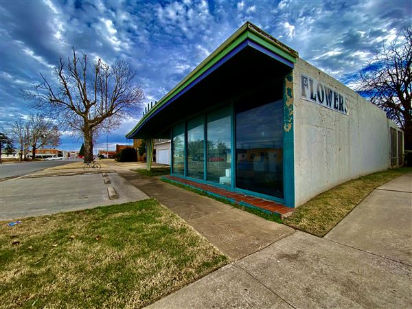 Chickasha Flowers (2/18/2021 - Credits: John Cowan)