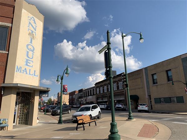 Downtown Claremore (9/18/2021 - Credits: Yousef Kazemi / OFMO)