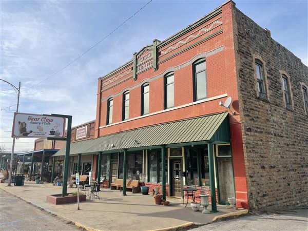 Downtown Pawnee (2/28/2022 - Credits: Yousef Kazemi / OFMO)